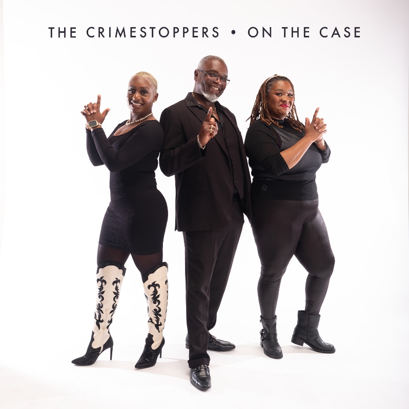 On The Case - The Crimestoppers  (MMCD228)